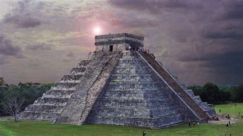 Aztec Pyramids Blaze