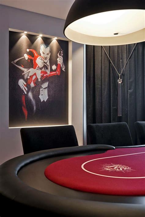Burton Sala De Poker