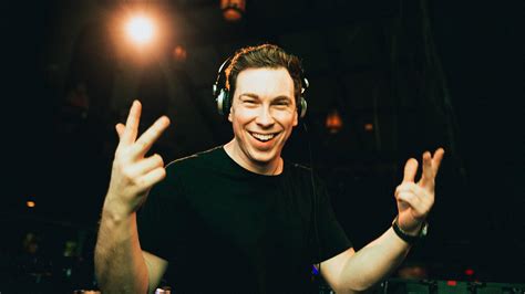 Hardwell Review 2024