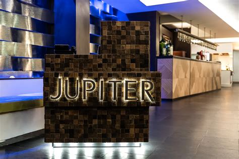 Jupiters Casino Jantar &Amp; Show Do Pacote